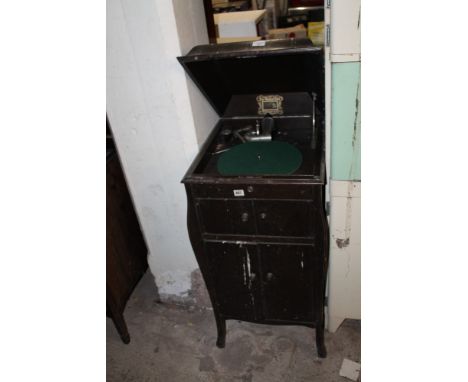 A VINTAGE HMV GRAMOPHONE A/F