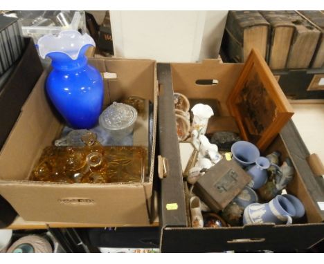 TWO TRAYS OF GLASSWARE AND CERAMICS TO INCLUDE WEDGWOOD JASPERWARE, ROYAL WORCESTER ETC