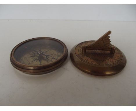 Sundial/compass