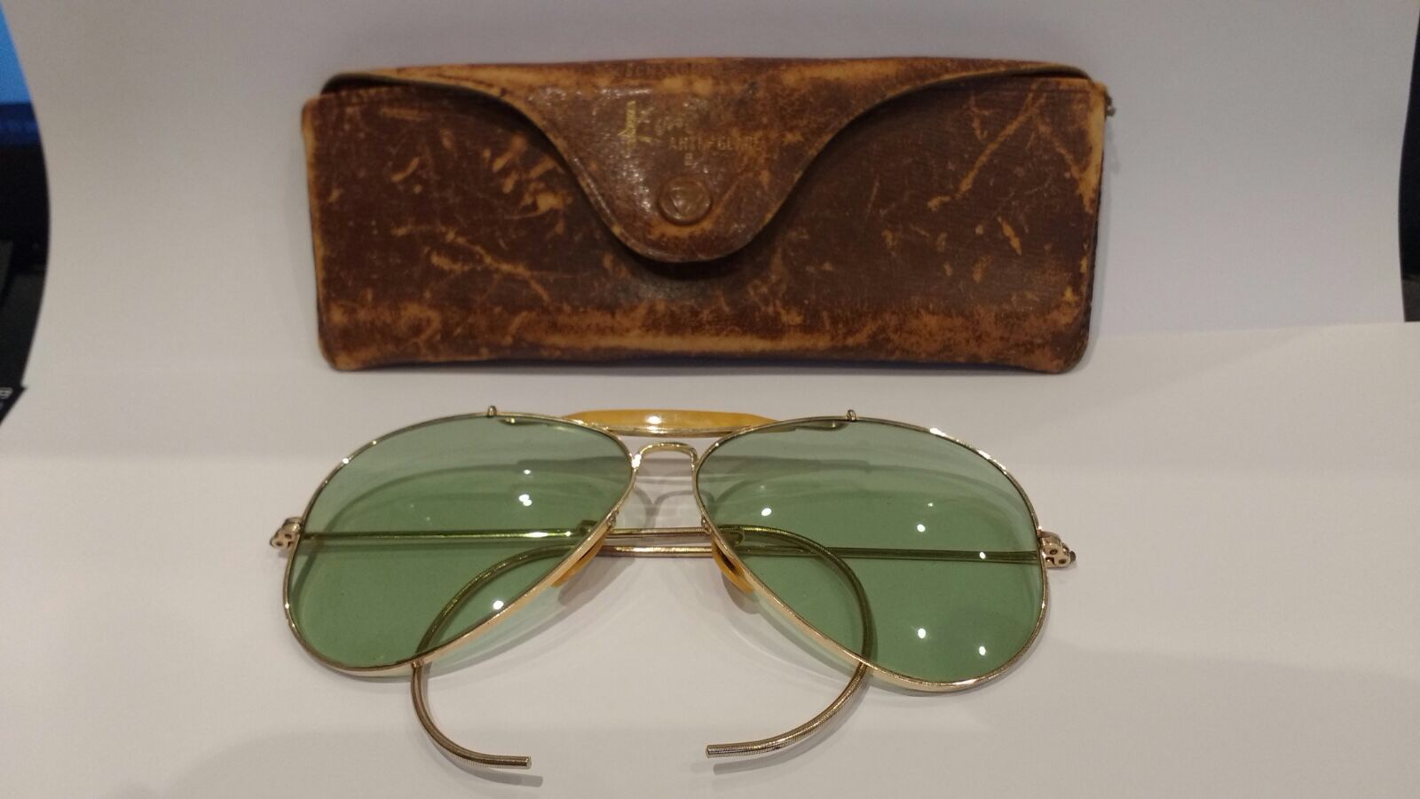 WW2 Era Ray Ban Aviator Sunglasses Given to owner's father in WW2 by an