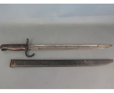 A Japanese Arisaka type 30 Bayonette with scabbard - Length of blade 38 cm 