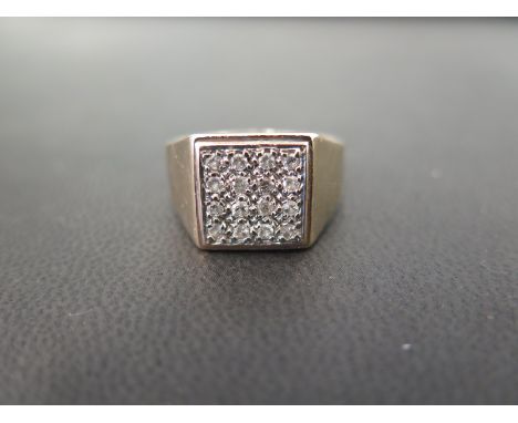 A 9ct gold diamond panel ring - Hallmarked Sheffield - Ring size X - Weight approx 6.6gms
Condition Report: Good - With light