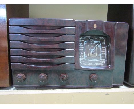 A Westminster Radio ZA617 Bakelite cased valve radio 