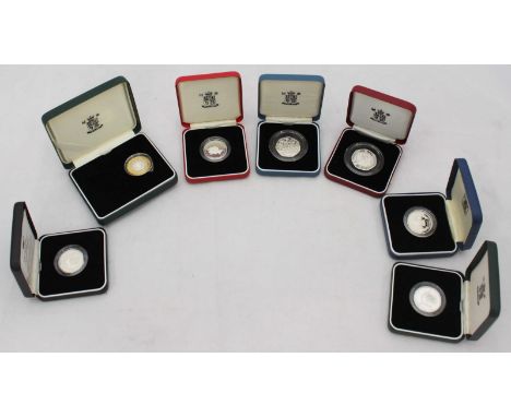 Seven various silver proof coins comprising: 1995 50th Anniversary UN £2 Piedfort, UK 1995 Second World War Piefort £2, 1986 