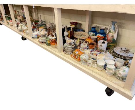 Large collection of figurines, Hornsea, Maling, part tea wares, glass, etc.