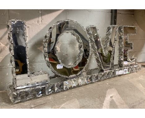 CRYSTAL DROP MIRROR LOVE LAMP