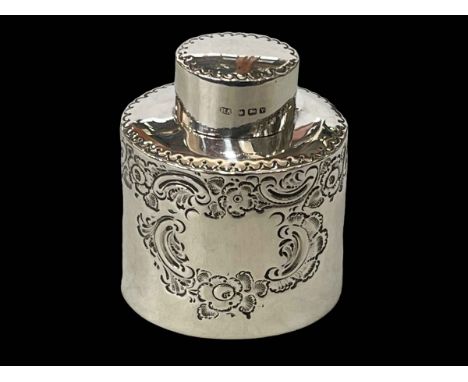 Small Victorian silver oval caddy, Sheffield 1891, 7.5cm high.