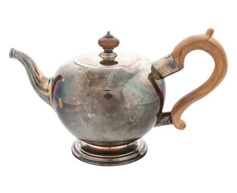 A GEORGE II STERLING SILVER TEAPOT, WORKMASTER THOMAS FARREN, LONDON, 1738the round sterling silver teapot standing on an ova