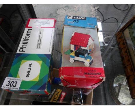 2 boxed vintage Lego style kits by Philip's and Meccano
