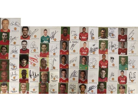 MANCHESTER UNITED PLAYER SIGNATURES - PHOTO CARDS. Collection of approx 55 individually signed Manchester United player postc
