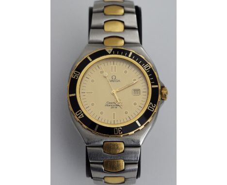 An Omega Seamaster Professional 200m Quartz wrist watch, in stainless steel, gold and black enamel, stainless steel case 41mm