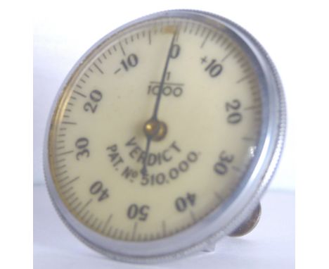 Vintage pressure guage marked verdict pat no 510,000 with original box 