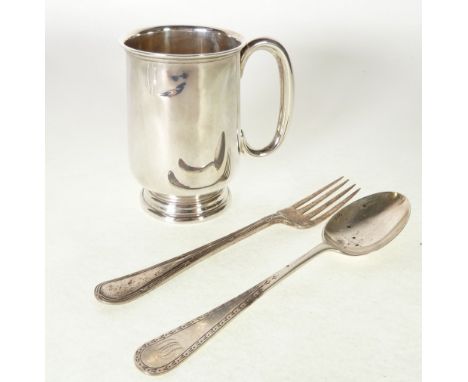 SILVER CHRISTENING MUG, Chester 1922, AND AN UNMATCHED CHILD'S SILVER FORK AND SPOON, Sheffield 1921, 3.80oz (3)