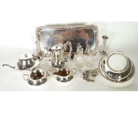 A SELECTION OF ELECTROPLATE INCLUDING AN OVAL ENTREE DISH, TRAYS, A FOUR PIECE TEA AND COFFEE SERVICE, condiments, a pair of 