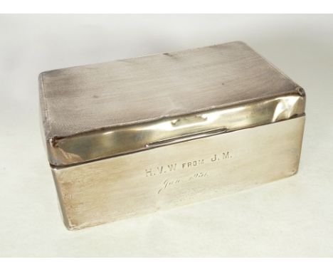 SILVER CASED TABLE CIGARETTE BOX, with engine turned lid, Birmingham 1934, 5 1/2" x 3 1/"2 x 2 ¼" (14cm x 8.9cm x 5.7cm) (AF)