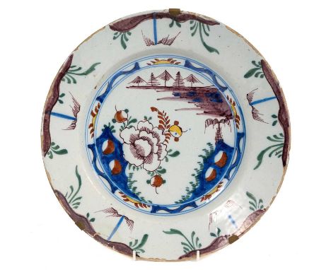 18th century polychrome delftware dish, decorated in the Chinese style, 30.5cm diameter