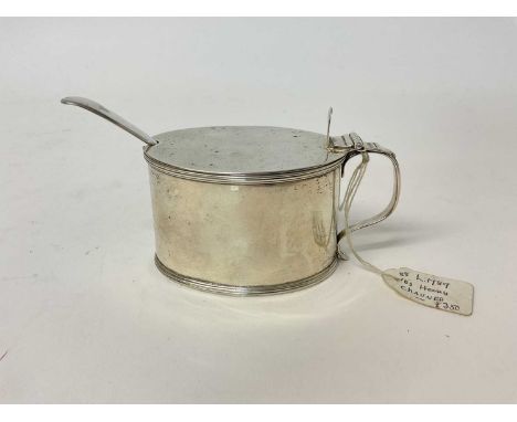 George III silver mustard pot, of oval form with reeded decoration, London 1787 (Henry Chawner), 11cm wide including handle