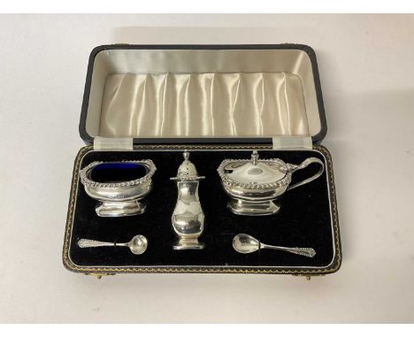 Silver three piece cruet set in fitted box, Birmingham 1964 (J.B. Chatterley &amp; Sons).
