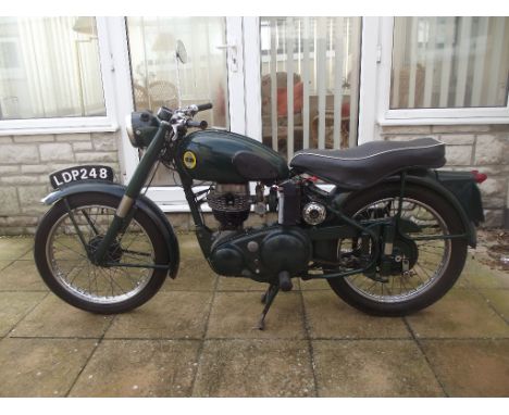 A 1954 Ariel Colt 200cc Model LH, registration number LDP 248, frame number LS1014, engine number LA1167, green. This rare Ar