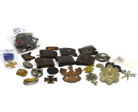 WWI and WWII German military badges, buttons and decorations, to include a Tschako badge, an Infantry Assault Badge etc, toge