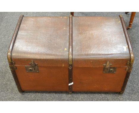 Vintage Luggage, a large steam trunk, wooden runners, leather handles (1)