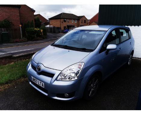 Toyota Corolla Verso VVYI T3 S-A, registration LR57 LTA, petrol. blue, first registered 27092007.