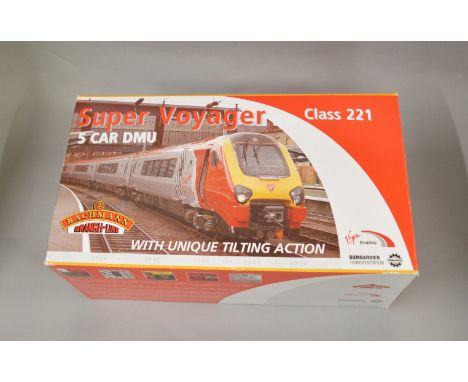 OO Gauge. A boxed Bachmann 32-625 Class 221 Virgin Super Voyager (tilting) 5 car unit, appears VG in G+/VG box.