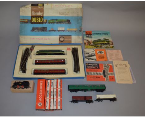 OO Gauge. A boxed Hornby 2034'The Royal Scot' Passenger Train Set, containing Diesel Locomotive 'Crepello D9012' and two carr