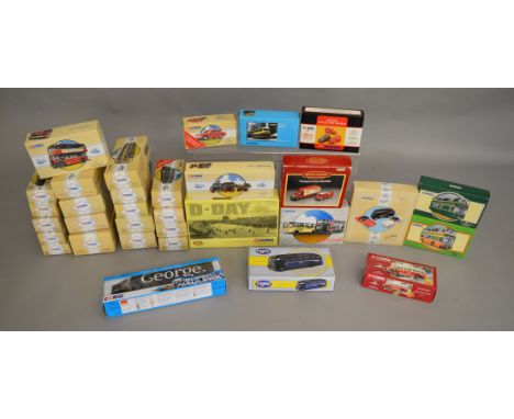 32 boxed diecast by Corgi, which includes; 97051, 97917, 97179, 97177 etc G/VG (32).