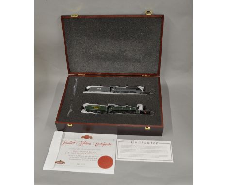 OO Gauge. 2 Bachmann N Class Locomotive models with Tenders housed in a wooden case, '1863' Southern Railway and&nbsp; '810' 