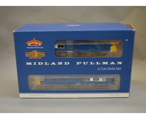 OO Gauge. A boxed Bachmann 31-256DC Midland Pullman Six Car Unit Nanking Blue with yellow ends, DCC On Board, appears VG boxe
