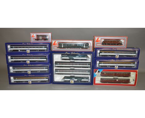 OO Gauge. A boxed Lima L149871 Great Western Intercity Set together with 6 boxed Lima GW Intercity Coaches. A boxed Lima 2080