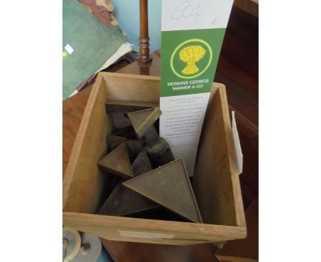 Finishing Tools - A box of 10 tools.  Double line pallets and 4 triangle tools of different sizes, all with handles