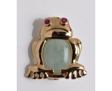 A ruby, jade and 9ct. yellow gold frog pattern brooch, set with circular facet cut ruby set eyes and jade cabochon body, 2cms