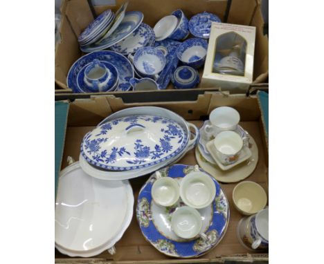 Copeland Spode Italian blue and white china including ink bottle/pen stand, bowl, cups and saucers, other decorative china, R
