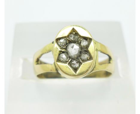 An 18ct gold rose cut diamond cluster ring, 4.7g, M