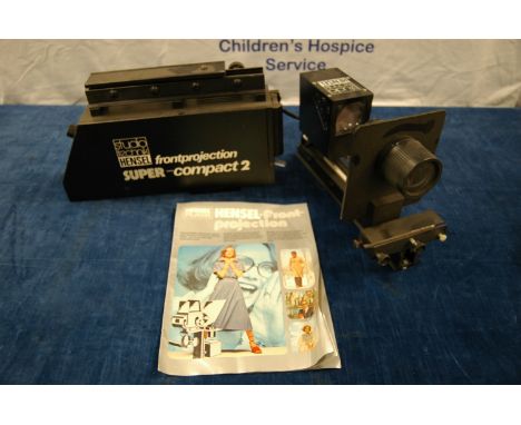 A HenselFront Projection Studio Tecknik compact 2 with manual  IMPORTANT! REGARDING CONDITION REPORTS: Please note this is an
