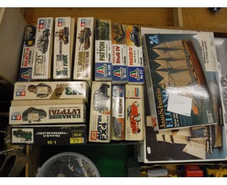 A collection of various construction kits including Artesania Latina "Juan Sebastián Elcano" ship, Revell "USS Constitution (