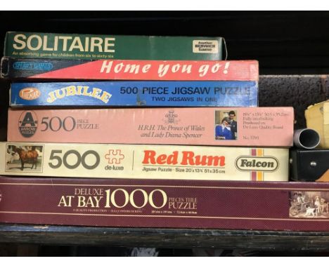 SHELF OF VINTAGE BOARD GAMES &amp; JIGSAW PUZZLES INCL; ESCALADO, SOLITAIRE, DOMINO'S A/F