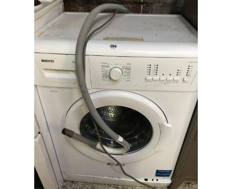 BEKO WASHING MACHINE MODEL WMD261W