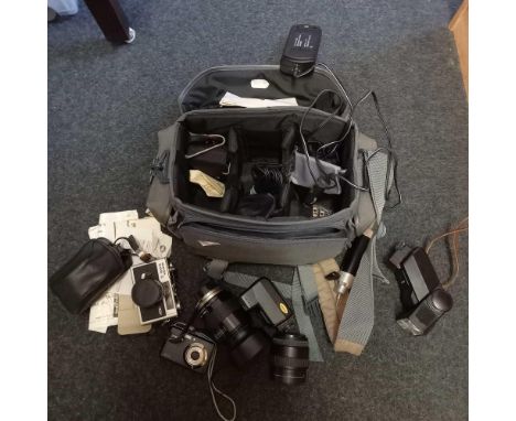 LARGE CARRY CASE OF CAMERA EQUIPMENT, RICOH 500G CAMERA, MIRANDA FLASH GUN, BATTERY CHARGER &amp; 2 LENSES ETC