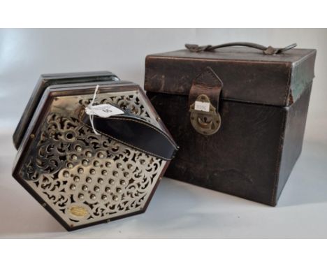 C. Wheatstone &amp; Co, early 20th century Duet System Concertina No 26392, with fifty six metal buttons, hexagonal and chrom