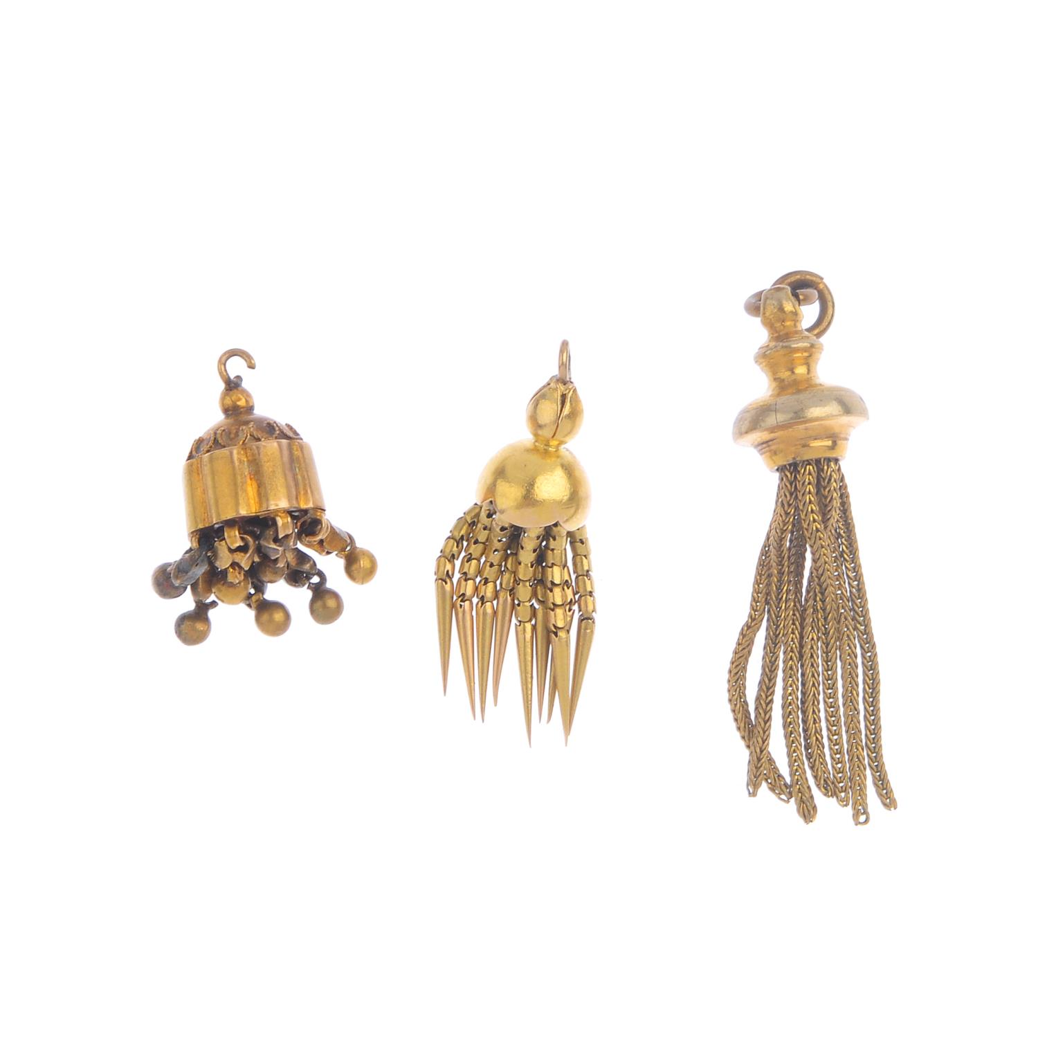 A selection of tassels. To include varidesigned tassels, together with
