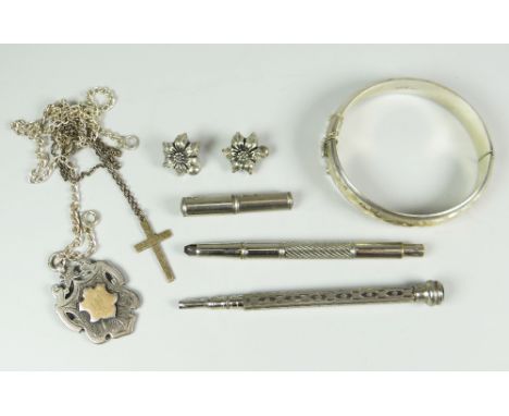 PARCEL OF SILVER AND PLATE to include silver bangle, pendant on chain, propelling pencil, clip earrings ETC