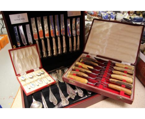 ASSORTED CUTLERY GROUP including cased set of six Continental Guilloche enamel and silver teaspoons, a steak cutlery set and 