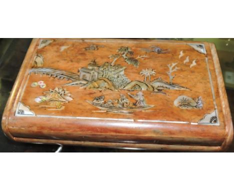 A Vietnamese mother of pearl inlaid rectangular hardstone cigarette box, 14cm, a set of six blue and white ceramic teabowl sa