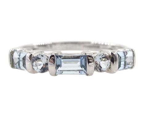 White gold blue and white topaz ring, hallmarked 9ct