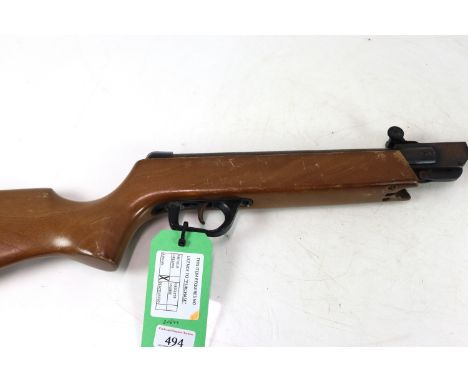 A Gamo .22 Cal. break barrel air rifle, working order but AF. NB. As a post 1939 air weapon the restrictions of the Crime Red