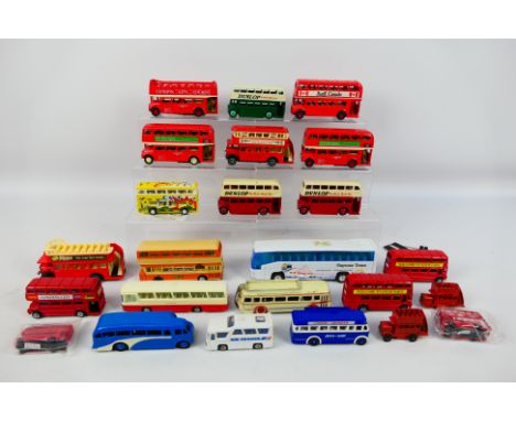 Welly - Met O Sul - Majorette - KinToy - Others- A assortment of 24 unboxed busses in varying scales. Items are predominantly