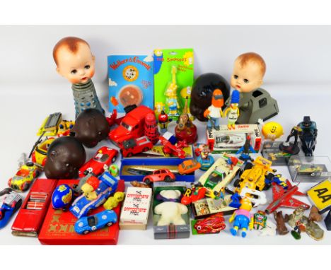 Minic - Marx - Corgi - Others - A mixed group of largely unboxed vinatge and modern toys. Lot includes Marx Noddy Car; Britai